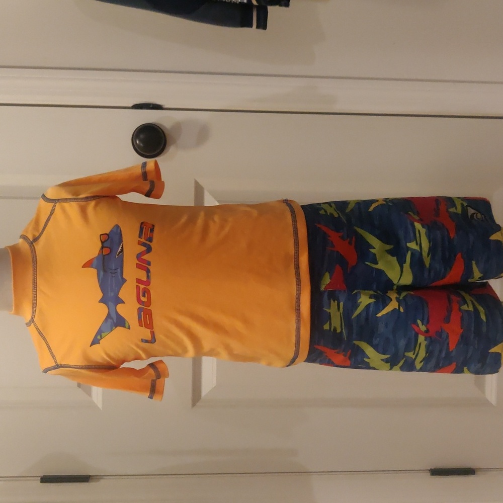Boys orange/multi color Laguna loose short sleeves swim trunks set sz 4